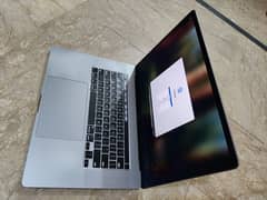 Macbook Pro 2019 16" with original box and charger.