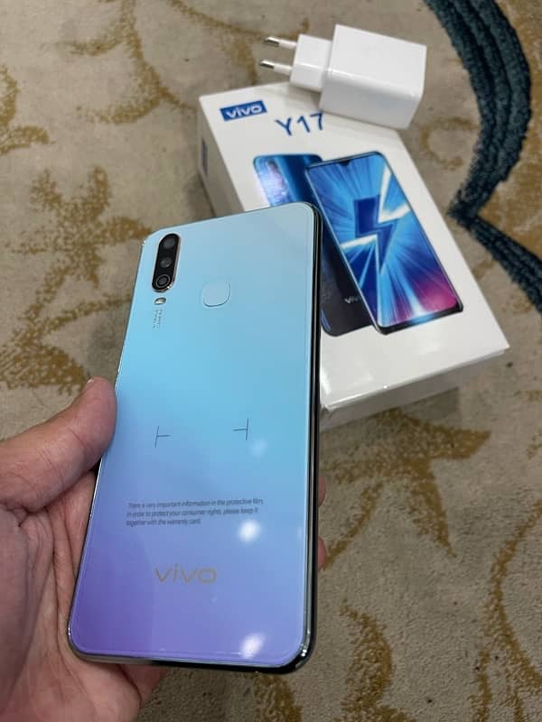 Vivo Y17 . Memory 8/256 gb 5