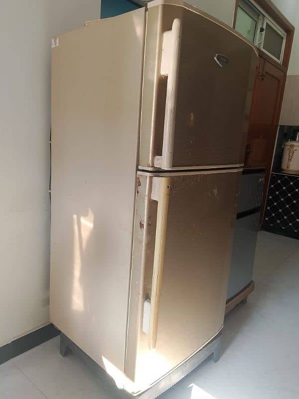 Refrigerator for sale in Lalazar Estate lane 2 rawalpindi 3