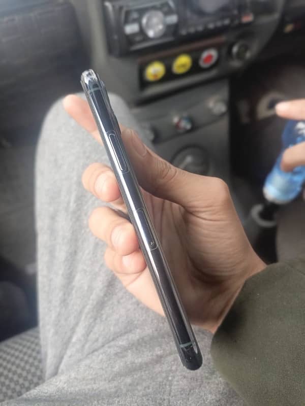 iPhone 11 pro 10 by 10 condition 3