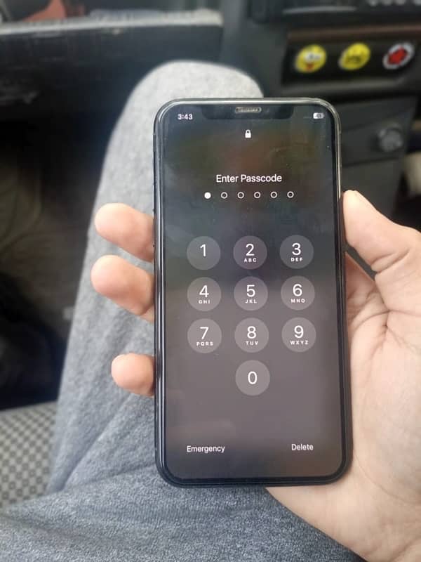 iPhone 11 pro 10 by 10 condition 5