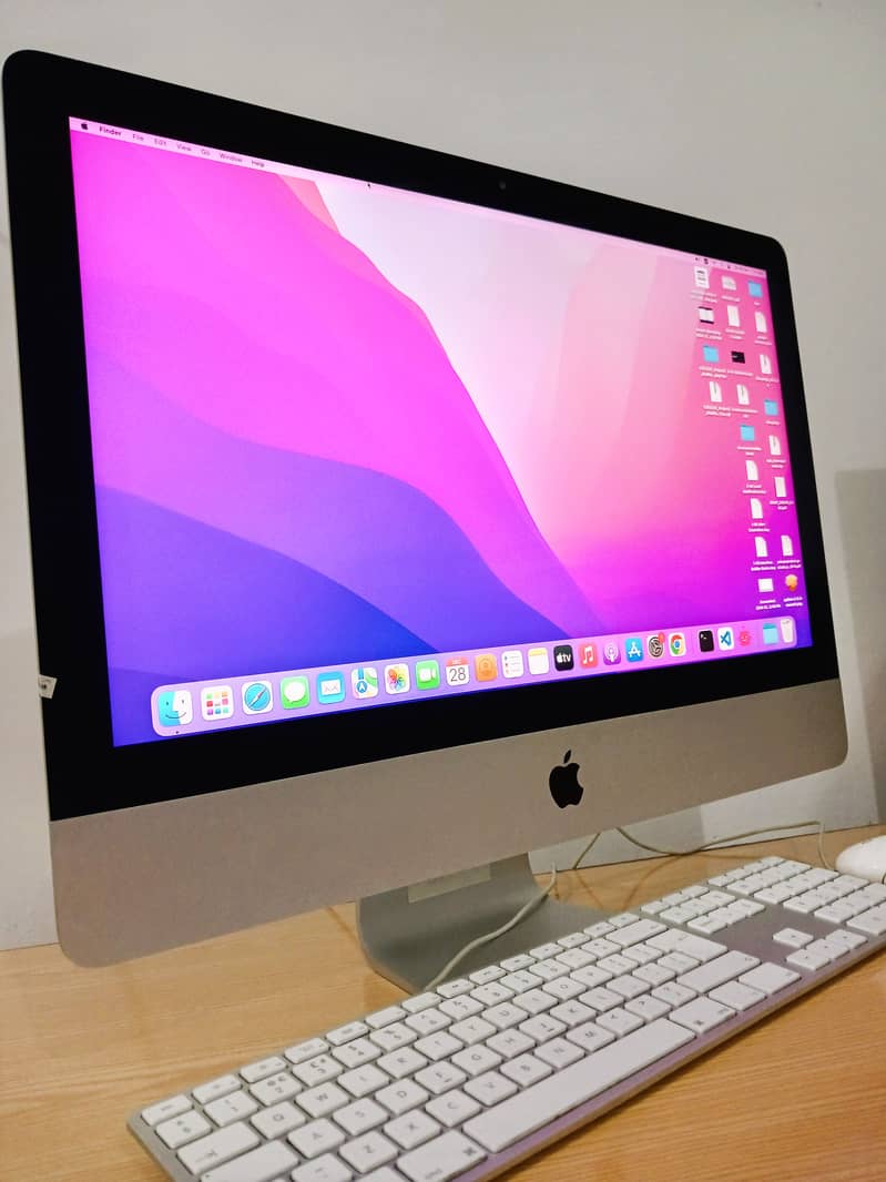 iMac late 2015 Ratina 4k 21.5 Inch (8GB/ 256 GB) 3