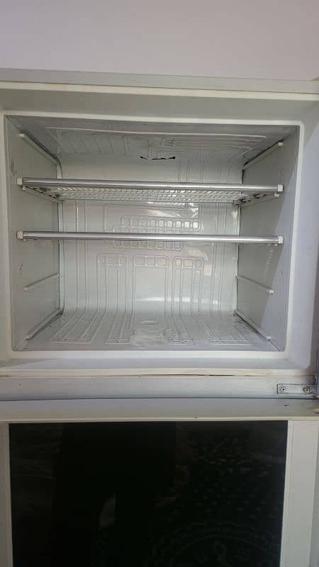 Dawlance Glassdoor Refrigerator For Urgent Sale 0-3-7-0-5-0-3-6-3-4-4 2