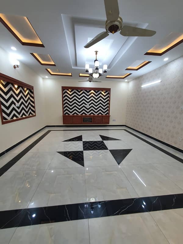 10 Marlas Tile Flooring Ground With All Facilities Near Market and Mosque G-13/3 3