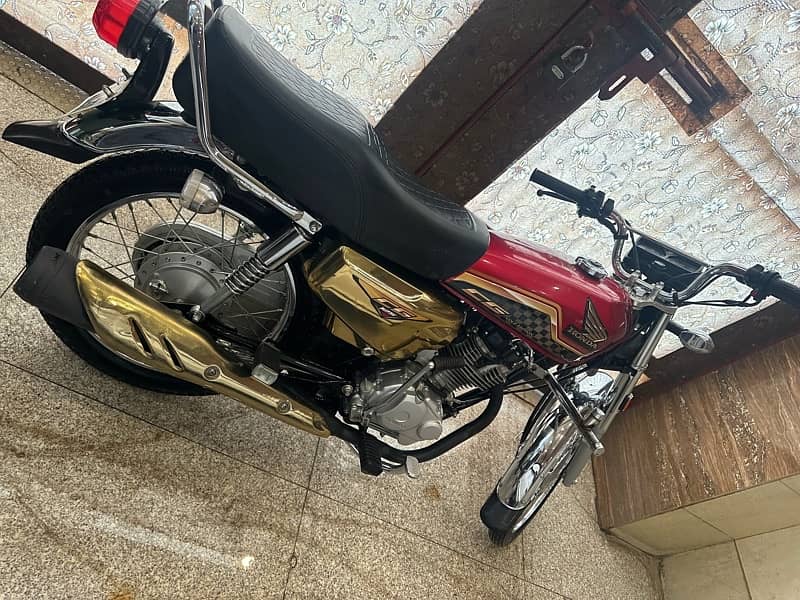 Honda CG 125 Gold Edition 1