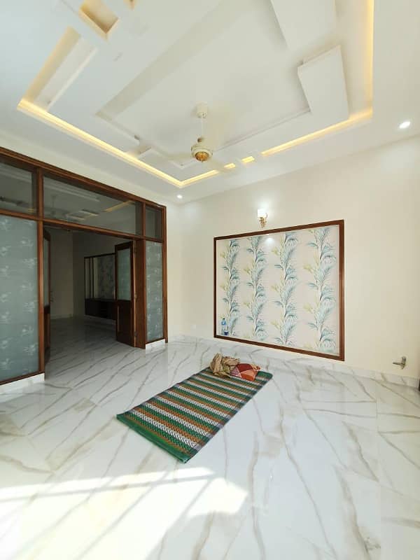 7 Marlas Ground Floor Tile Flooring Park Facing Gas Boring G-13/2 3