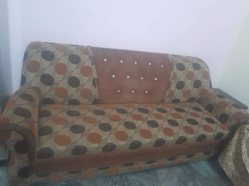 3 seater sofa for sale 0