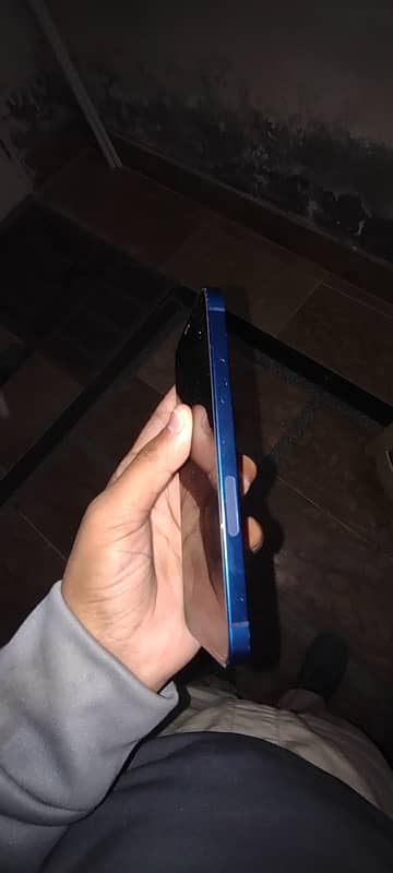 Iphone 12 64gb JV Exchange possible with Google Pixel 6 Series 6