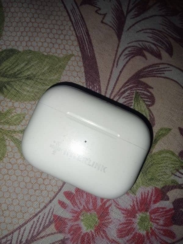 Interlink Airpods pro 0