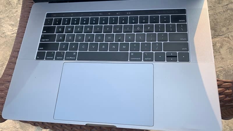 Macbook Pro 2019 i9 16Gb 2