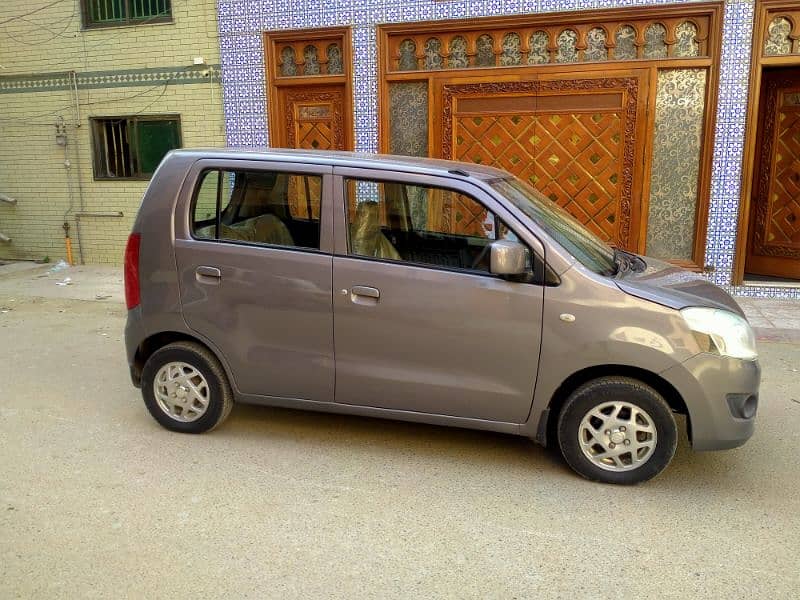 Suzuki Wagon R 2017 3