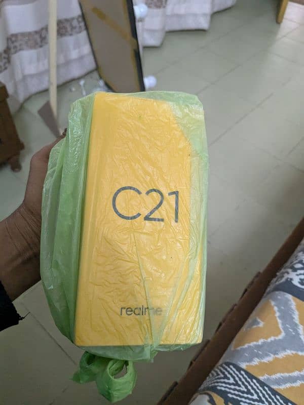 Realme C21 4