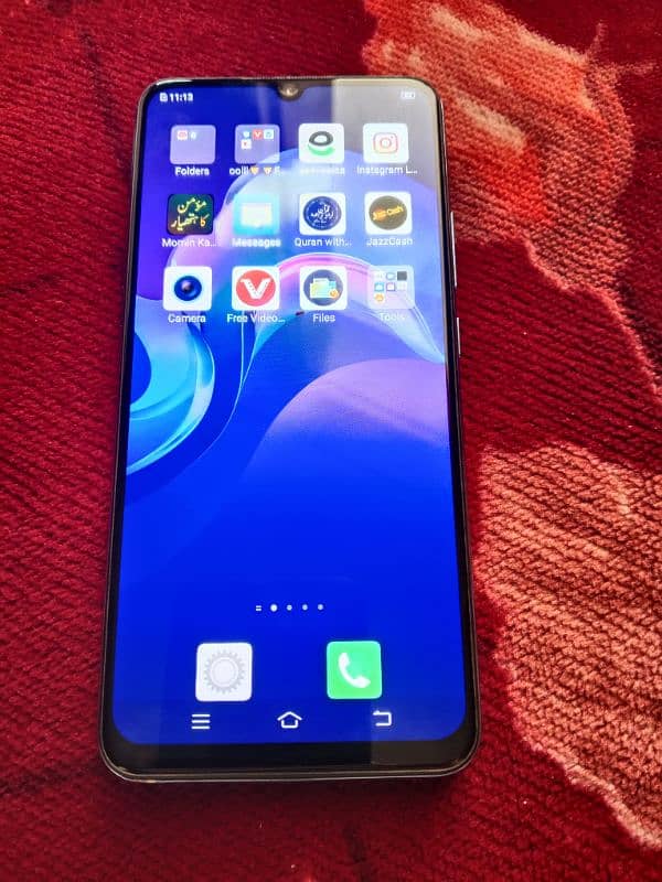 vivo s1 with original box and charger 3