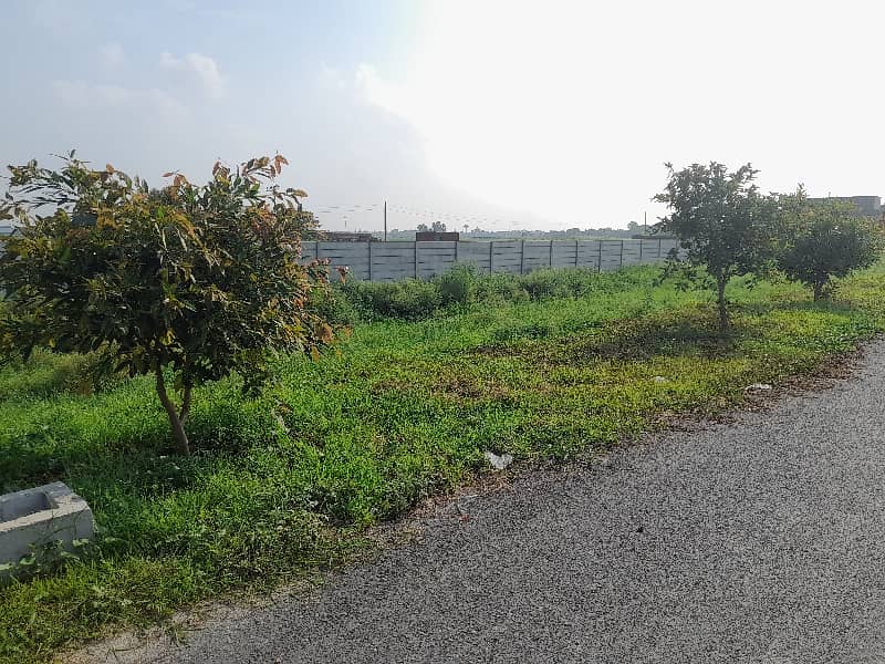 Prime Location 5 Marla Residential Plot In Only Rs. 2300000 33