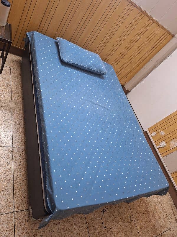 Queen size Bed base + New Ortho mattress 3