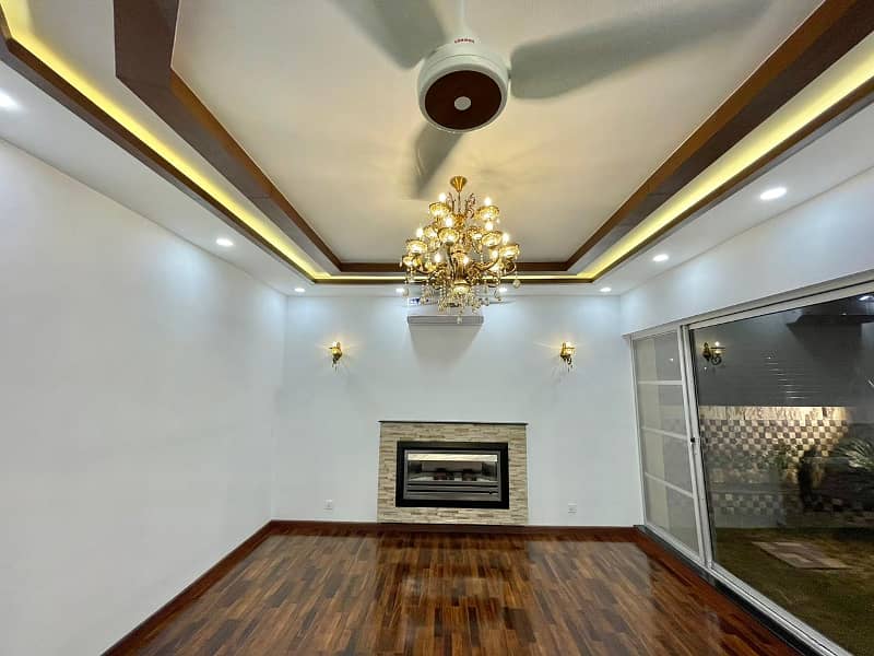 Water Electricity Full Furnished House Good Location 4