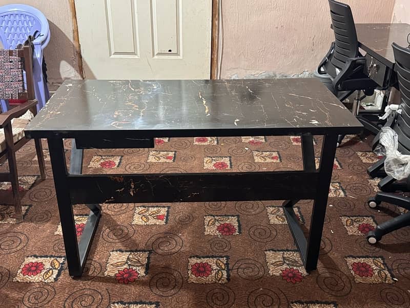 Laptop Tables Size 4x2 ft 1