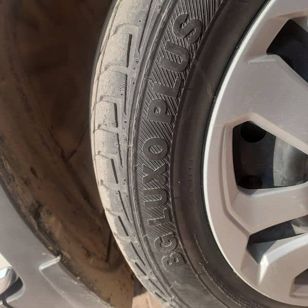 honda BRV tyre's 0