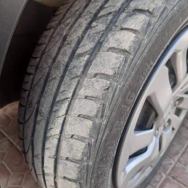 honda BRV tyre's 4