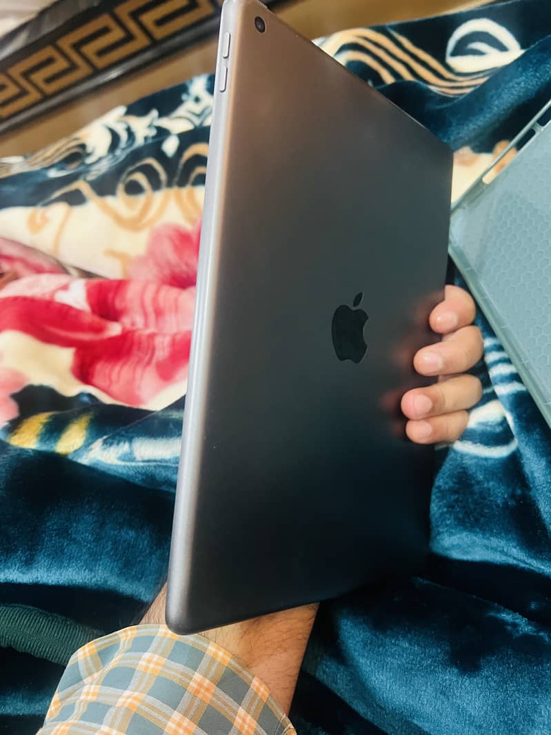 Ipad 8th Gen - 32 GB - LLA 1