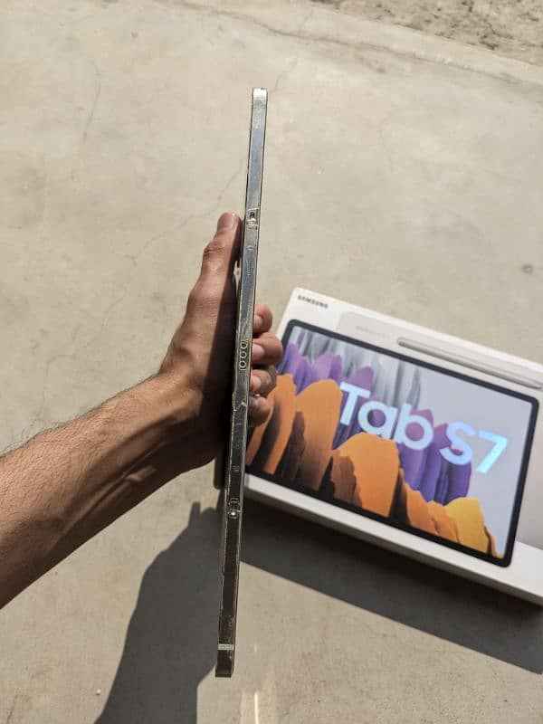 Samsung Tab S7 (New condition-Mystic Silver) 8