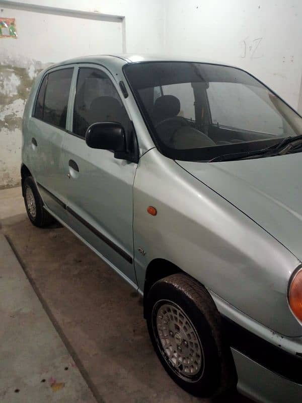 Hyundai Santro 2005 model 70% genuine 2