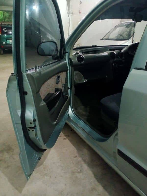 Hyundai Santro 2005 model 70% genuine 9