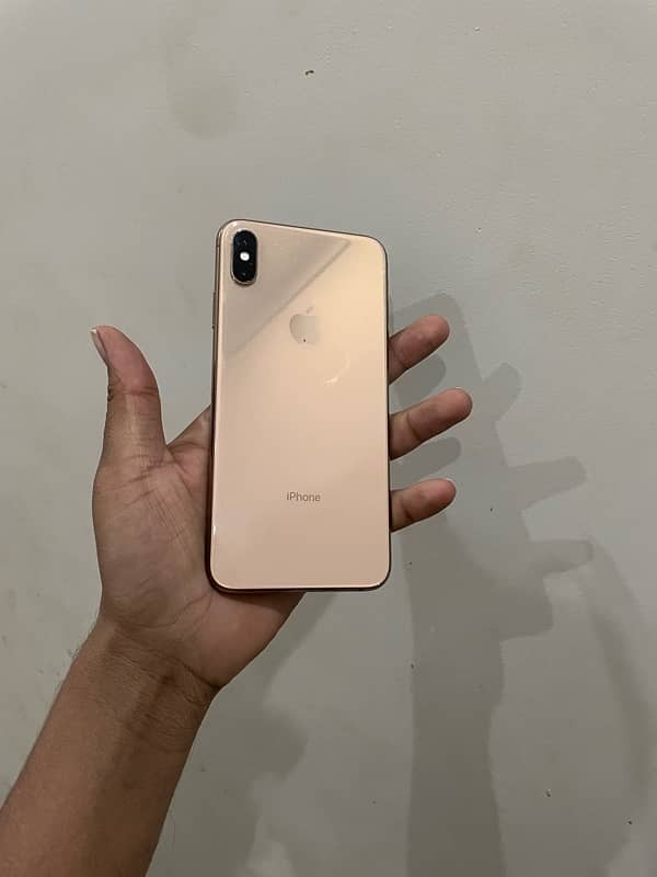 iPhone XS maxx 64gb Pta approved 0