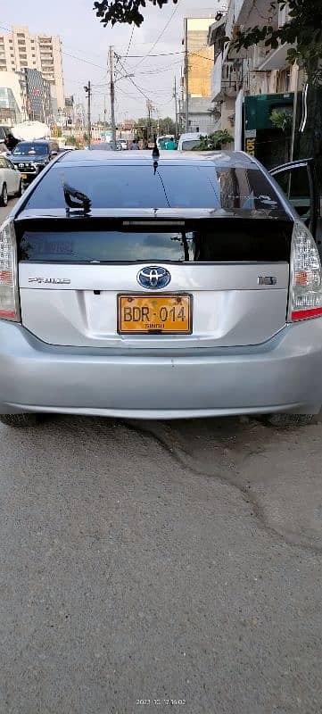 Toyota Prius 2011 silver 8