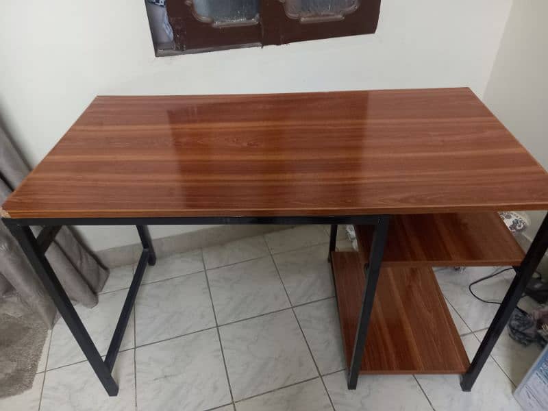 Table Computer Laptop Office Table Wooden 2