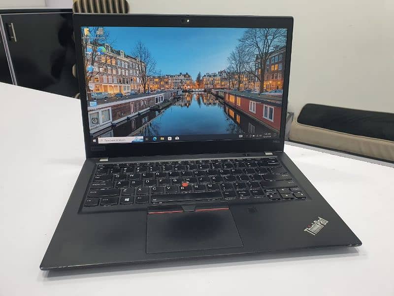 Lenovo Thinkpad T490s 2