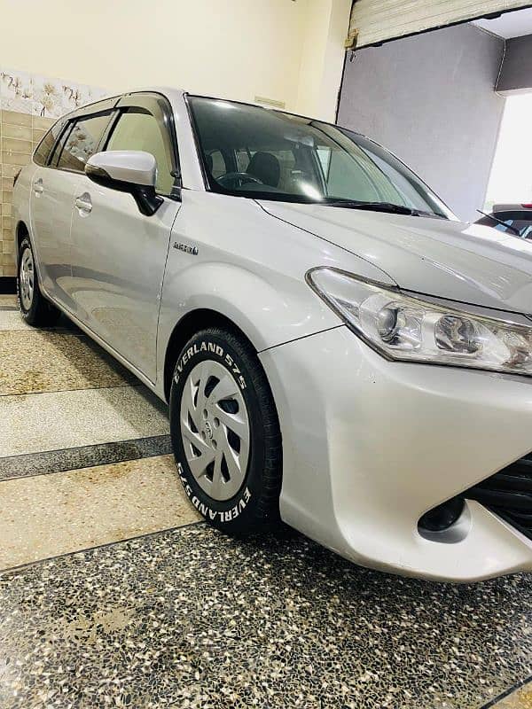 Toyota Corolla Fielder 2015 7