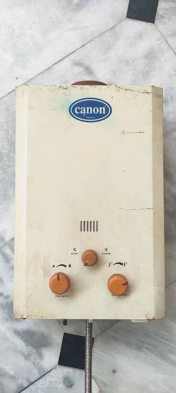 canon instant geyser 1