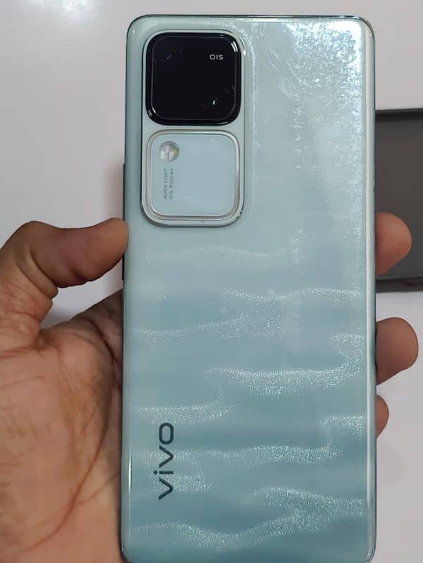 vivo v30  Mobil 2