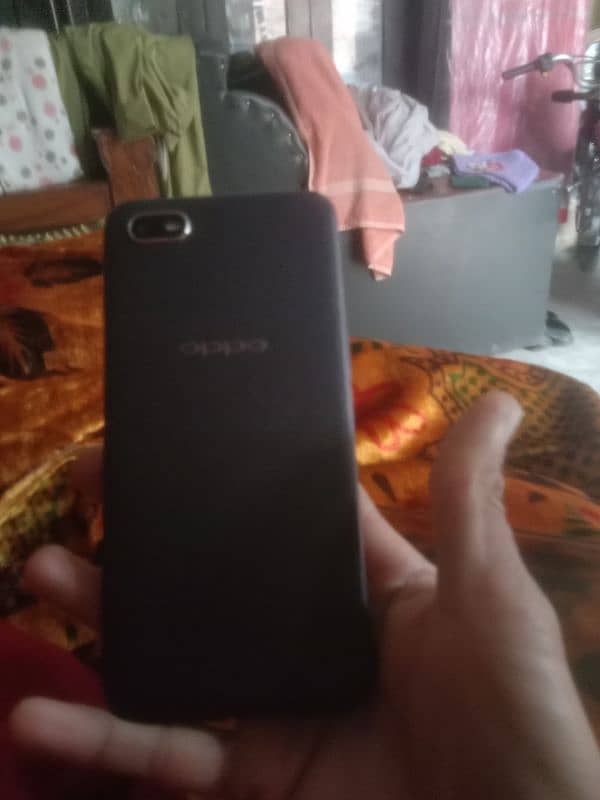 Oppo A1k (2)ram  32 gb03474434738 box charger all ok 1