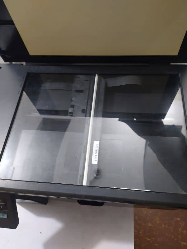 HP laserJet M1132 MFP 4