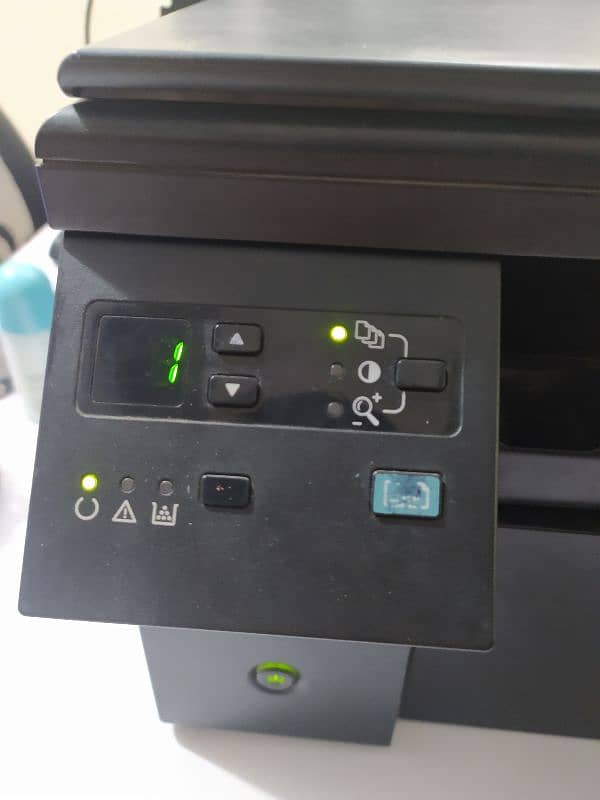 HP laserJet M1132 MFP 6