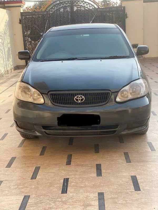 Toyota Corolla saloon  2004 5