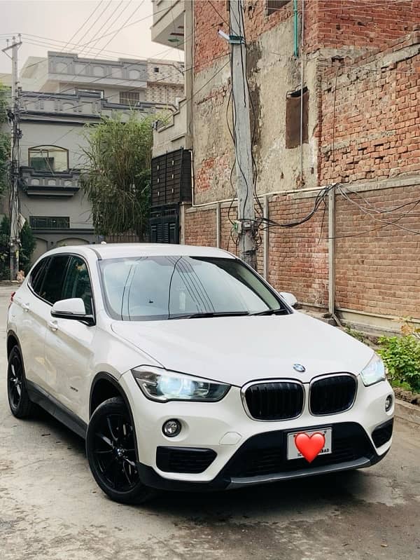 BMW X1 0