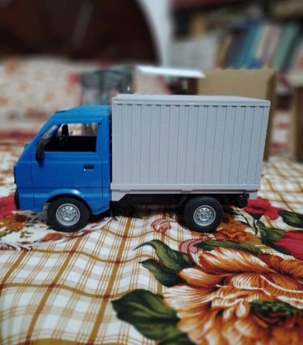 R/C pickup model 1