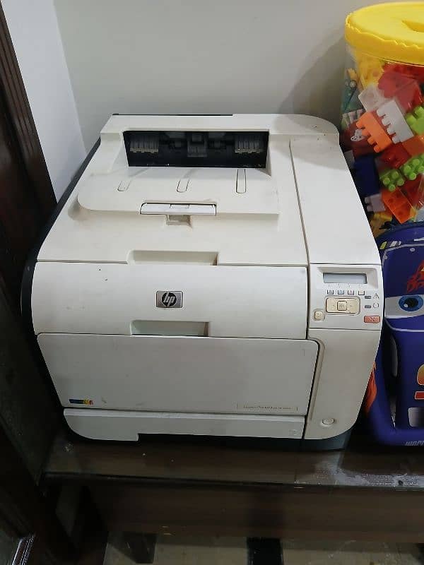 colour printer (Hp laserjet pro 400 colour) 0