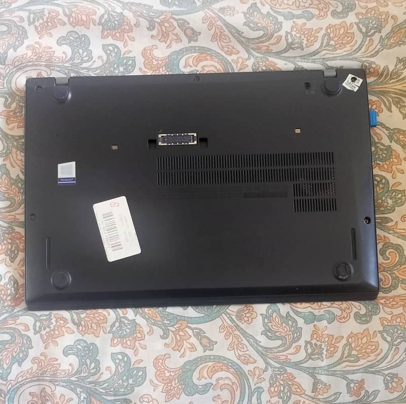 Lenovo ThinkPad T470s with charger and 2 Days checking Warranty 1