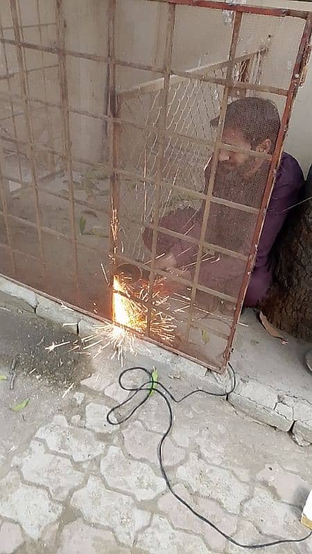 Welding Works (Welding of all works like shop shatter, doors, window') 4