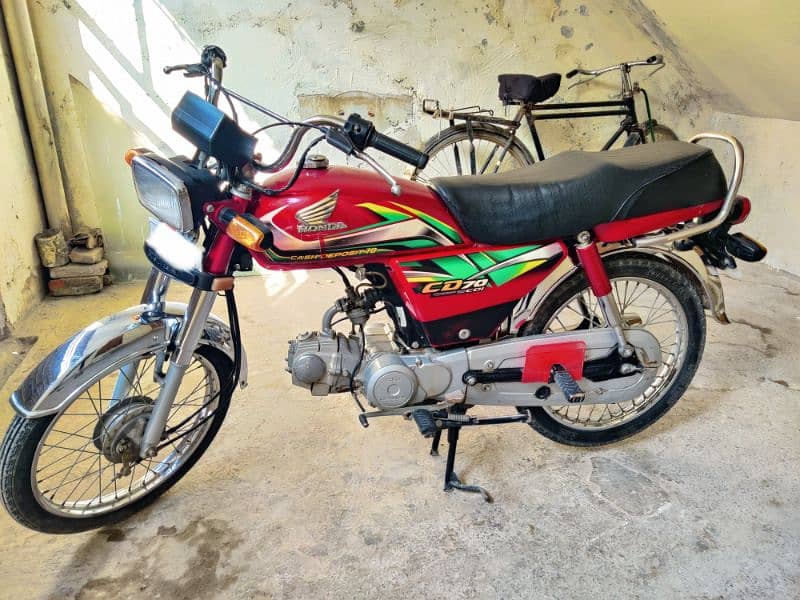 Honda CD70 3