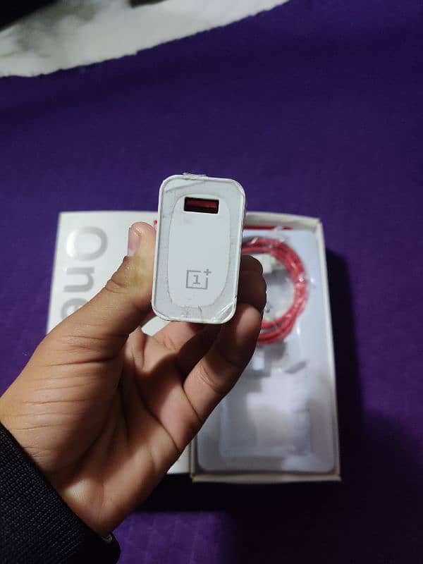 OnePlus 7pro charger my what's pp num 03141675515 first charger 3