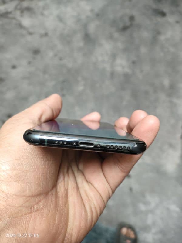 iphone 11 pro 256gb Dual sim PTA Approved 4