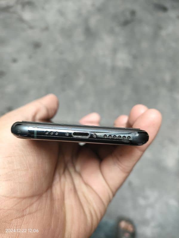 iphone 11 pro 256gb Dual sim PTA Approved 5