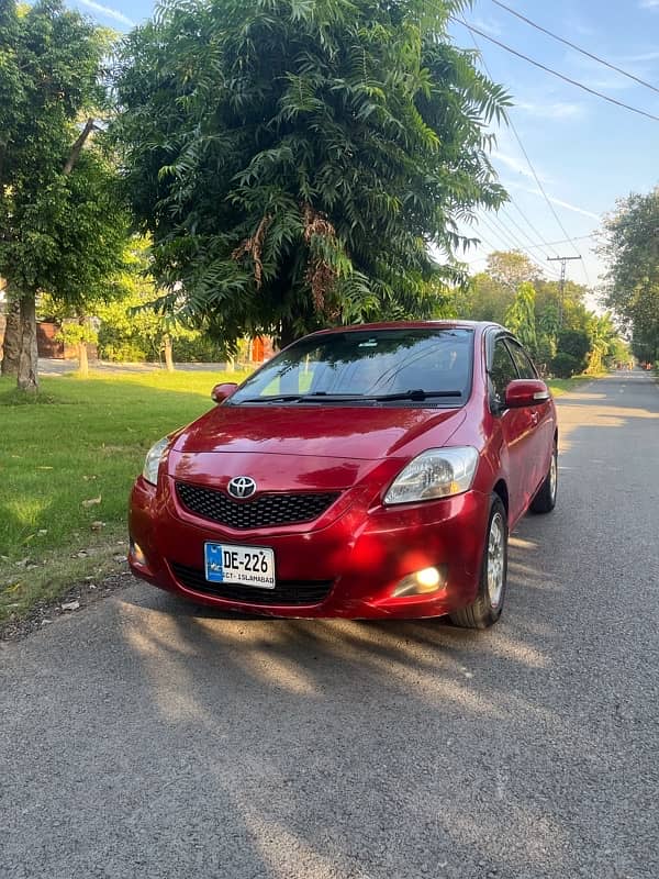 Toyota Belta 2011 0