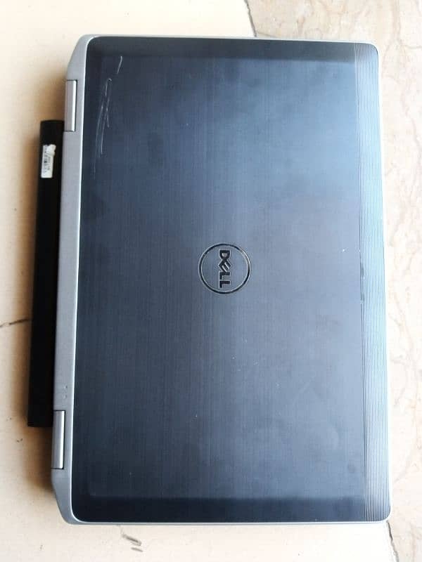 Dell Latitude 0