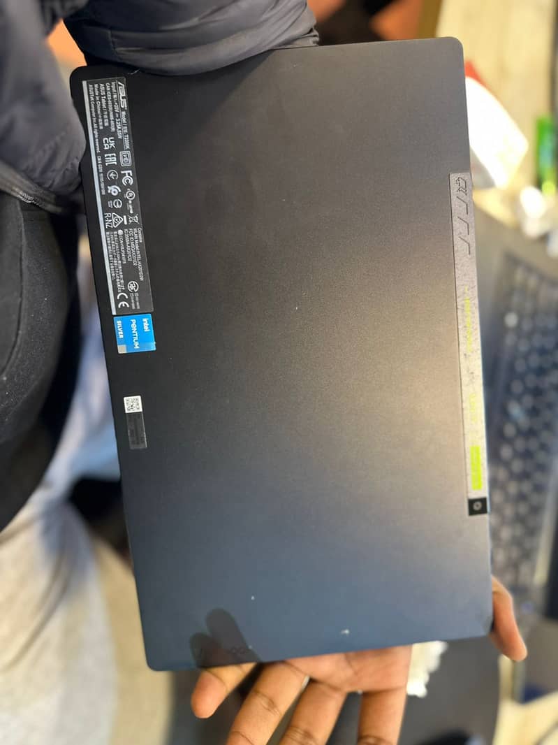 Asus Tablet Model T3300K 4